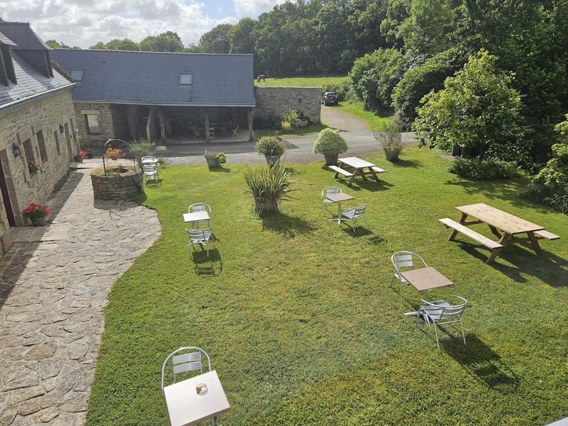Domaine de Lesvaniel Landudec Extérieur photo